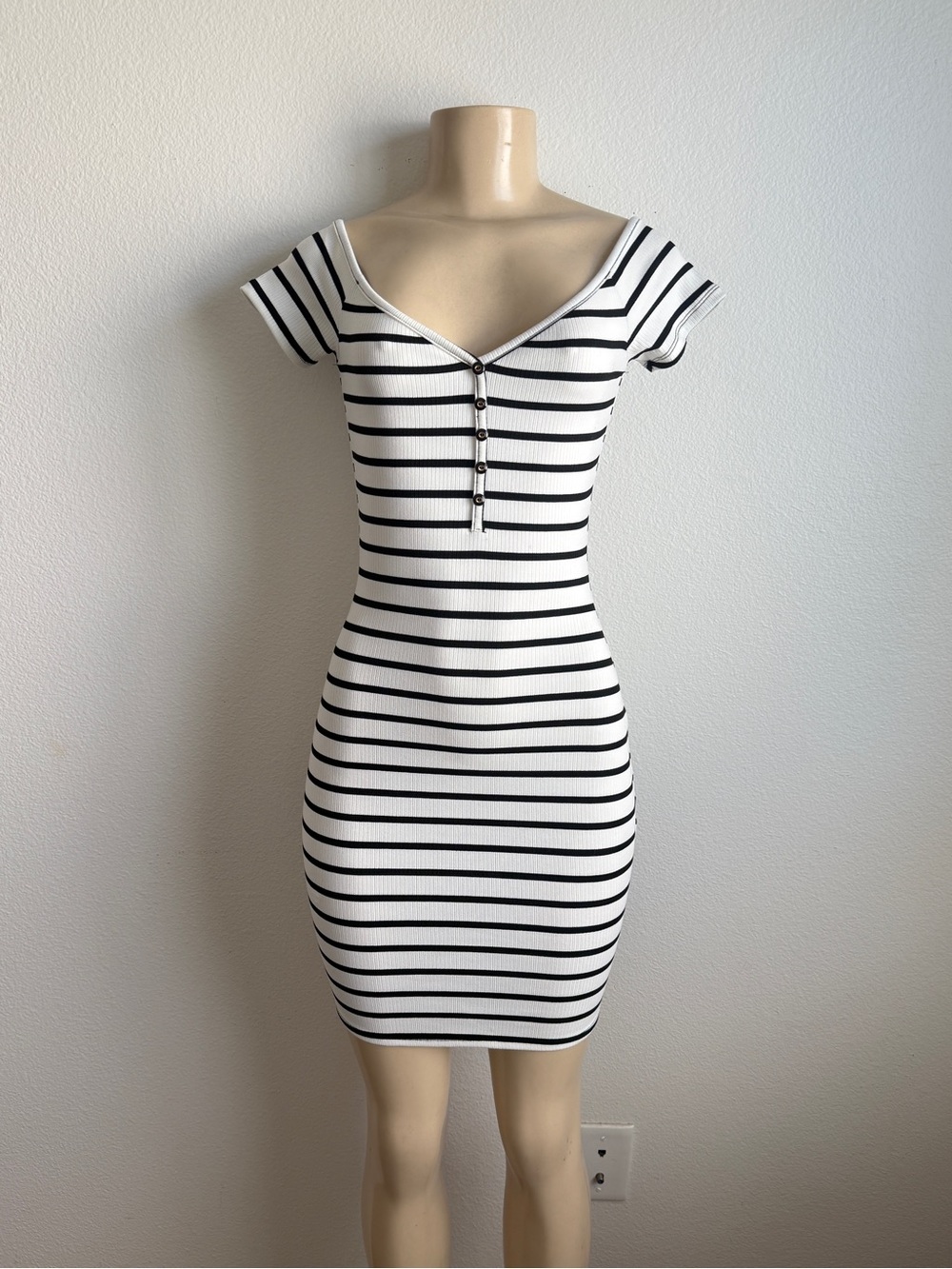 Striped Short-Sleeve Ribbed Mini Dress in White and Black- small